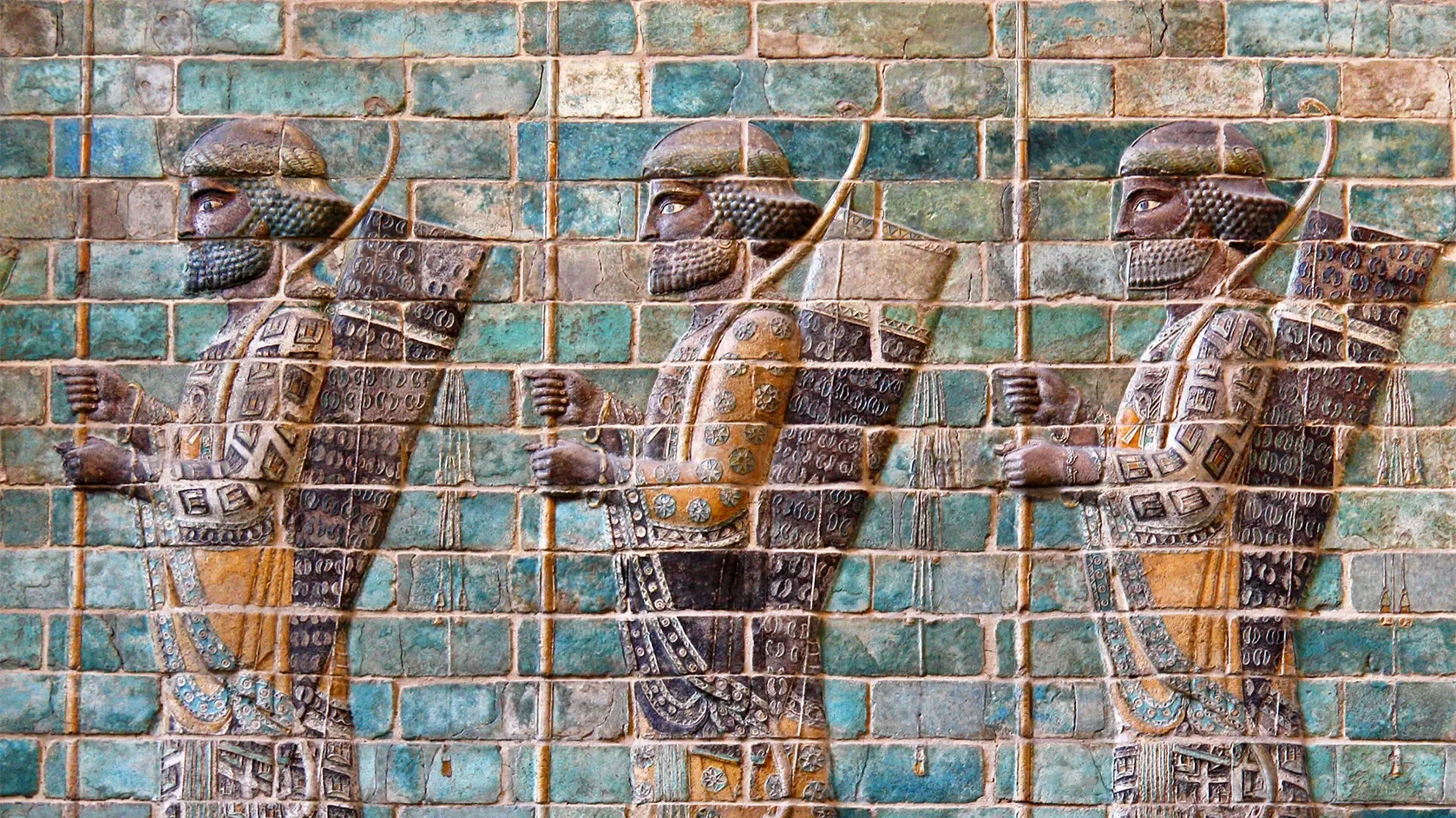 Mural sobre los inmortales en el palacio de Darius I