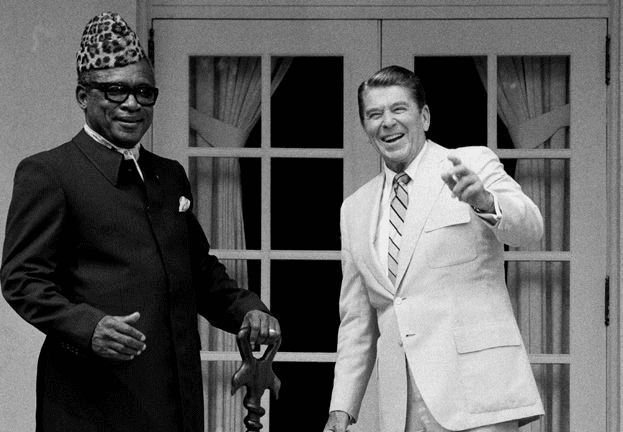 el dictador del Congo, Mobutu, con el presidente Ronald Reagan