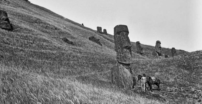 Conjunto moai en Rapa Nui